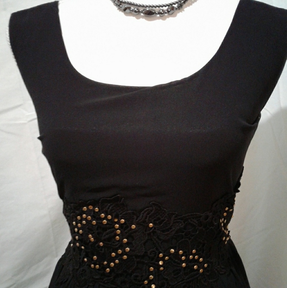 🌺NWT Moon River Black Fully Lined Cocktail Dress - Picture 2 of 6